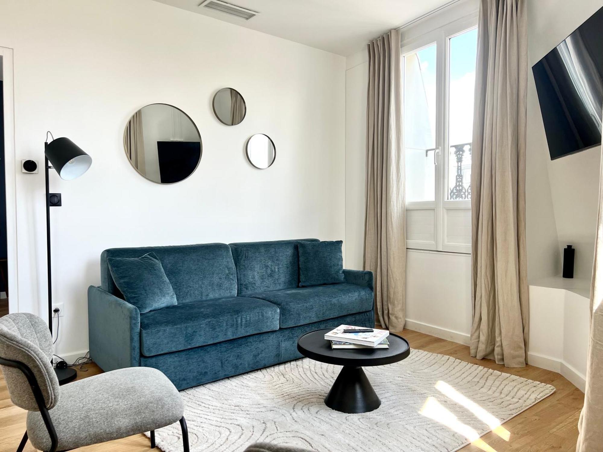 Pick A Flat's In Grands-boulevards - Boulevard Saint-denis * Parijs